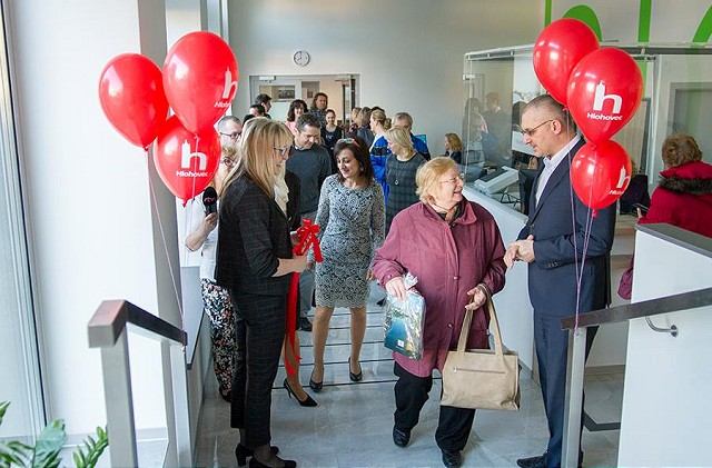 V Hlohovci otvorili klientske centrum, ľudia si agendu vybavia na jednom mieste