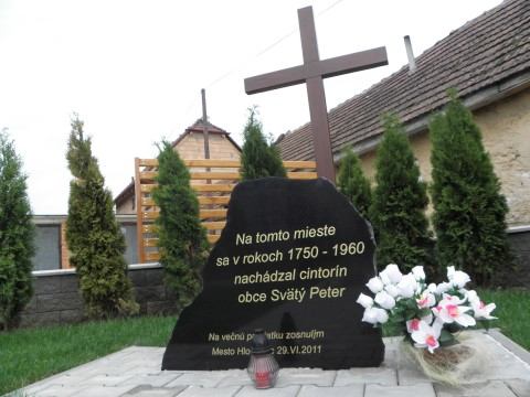 Nad hrobmi predkov visí šľachtická kliatba