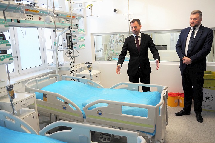 V trnavskej nemocnici otvorili infektologickú JIS, je jediná v kraji
