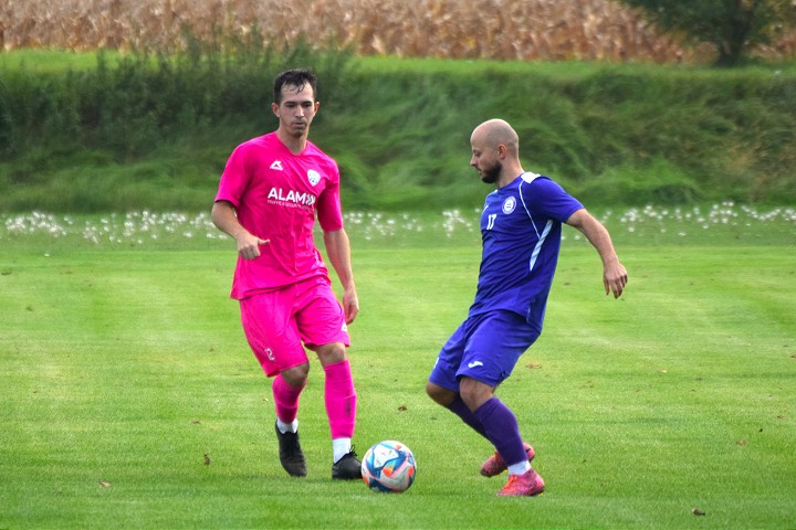Futbal, 5. liga: Horná Krupá porazila Hlohovec, Vrbové vyhralo na pôde súpera