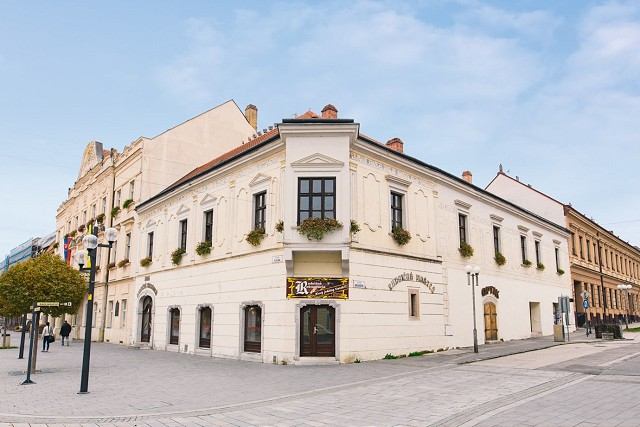 Lukratívna adresa na Hlavnej 1 je k dispozícii