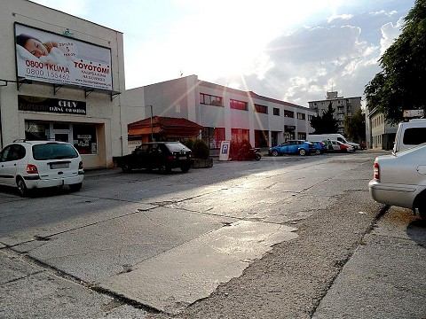 V Hlohovci začínajú obnovu parkoviska na Hlohovej ulici