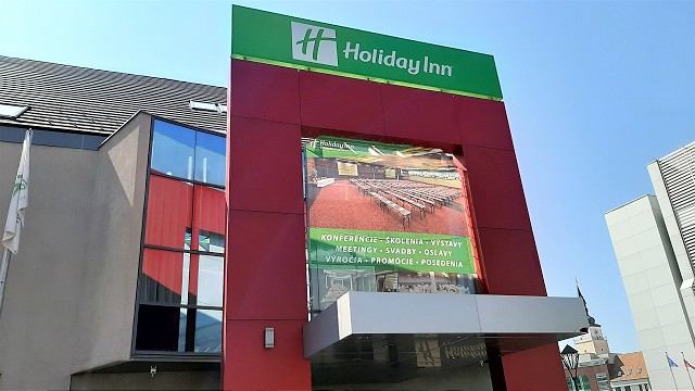 Aj druhá početná skupina repatriantov v Holiday Inn mala negatívne testy