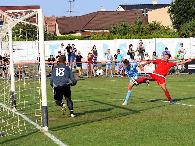 Horné Orešany vypadli so Slovanom po dôstojnom výkone, duel sledovalo takmer 1400 ľudí