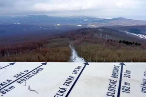 Po schodoch za výhľadom: Vandalom sa, našťastie, hore nechcelo