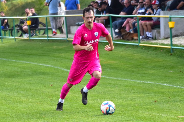 Futbal, 5. liga: Piešťany a Horná Krupá vyhrali, Vrbové prišlo o body v závere