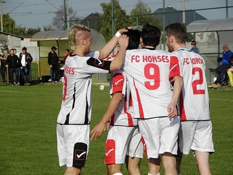 Futbal, 3. liga: Horses vyhrali v Rači, Piešťany v Skalici nedohrali