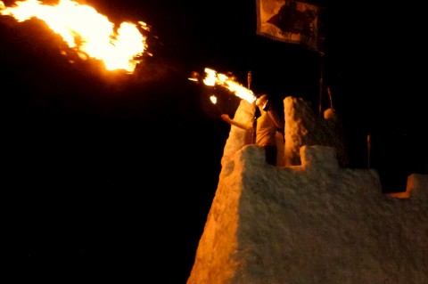 FOTORIPORT: Hrad na Prednádraží pokrstili ohňom a dobrou náladou