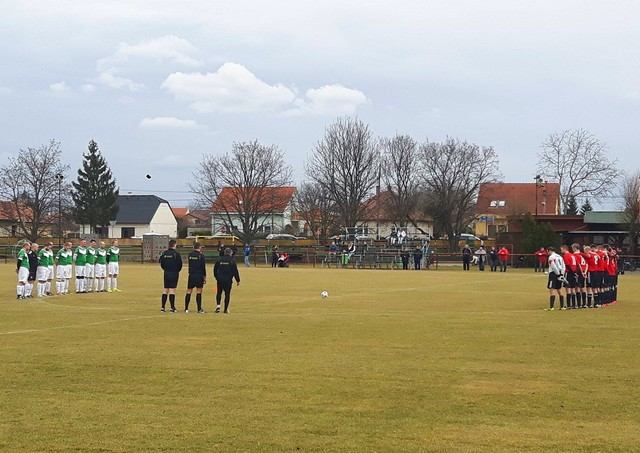 Futbalová glosa: Hŕŕŕ rýchlo, rýchlo najprv nevychádzalo, body ale zostali doma