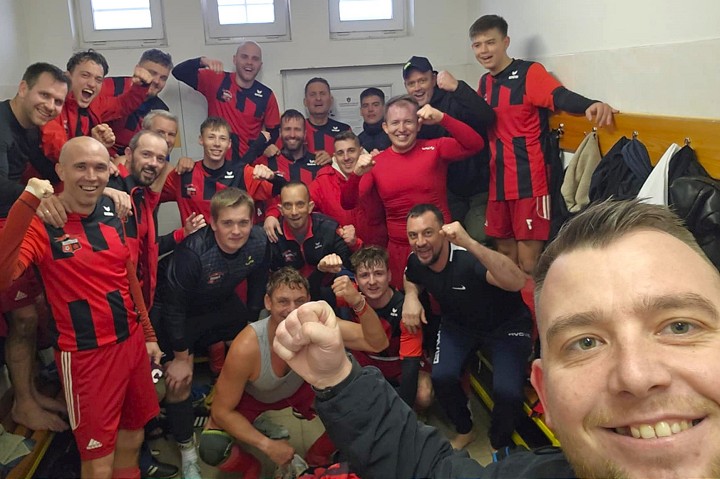 Futbalová glosa: Po zápase na Slávii boli zaslúžené vinšovačky