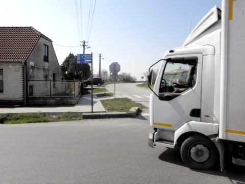 Nočné mory z kamiónov všade nekončia