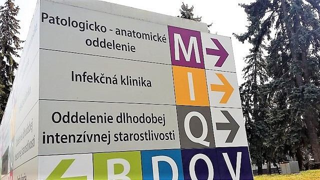 Pozítivny test na koronavírus mali ďalší muži z trnavského a pieštanského okresu