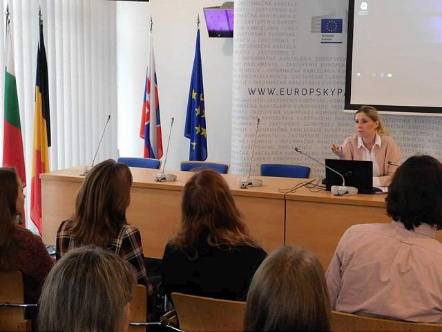 Doba si vyžaduje kritické myslenie, mladí ľudia si môžu techniky osvojiť na seminári v Trnave