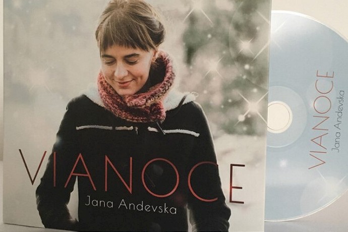 Trnavská speváčka Jana Andevska vydala album Vianoce