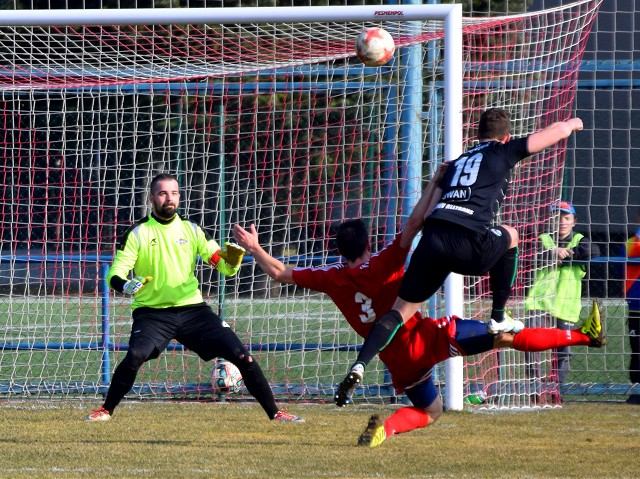 Futbal, 4. liga: Malženice suverénne vyhrali v Jaslovských Bohuniciach, Boleráz vezie bod