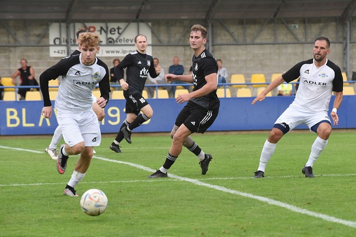 Futbal, 4. liga: Jaslovské Bohunice remizovali s Bolerázom, Trebatice prehrali