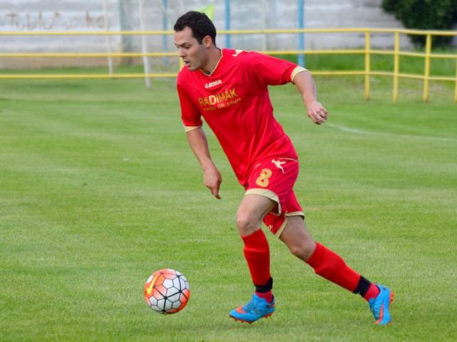 Futbal, 8. liga A: V Bíňovciach sa nedohralo, vo Vlčkovciach ani nezačalo