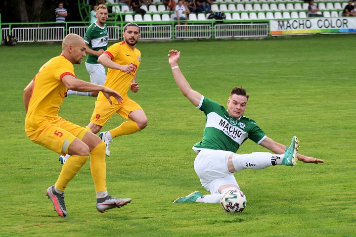 Futbal, 3.,4. a 5. liga: Malženice aj Zvončín bodovali na ihriskách súperov
