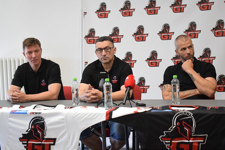 Zmena v trnavskom hokeji: Robert Kaláber už nie je trénerom gladiátorov