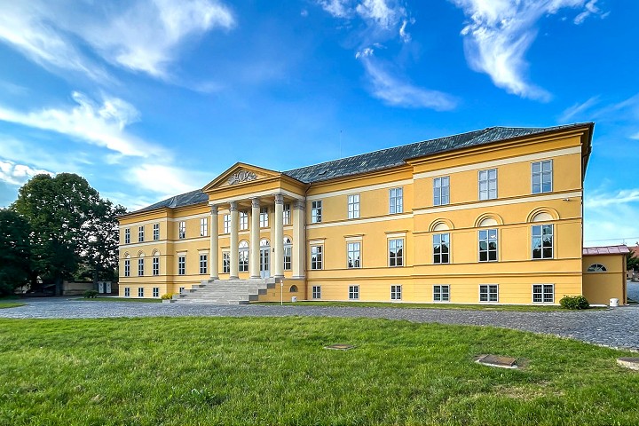 Slovenské národné múzeum pozýva do Dolnej Krupej aj na Červený Kameň
