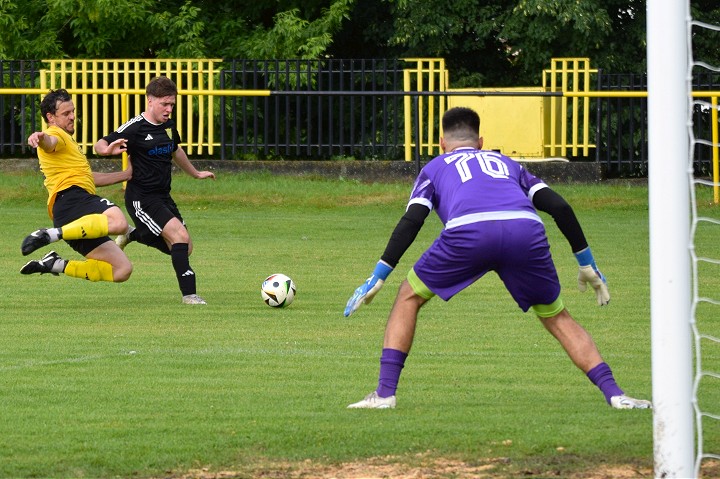 Futbal, 7. liga: Kátlovce zdolali Bohdanovce a poslali súpera o súťaž nižšie
