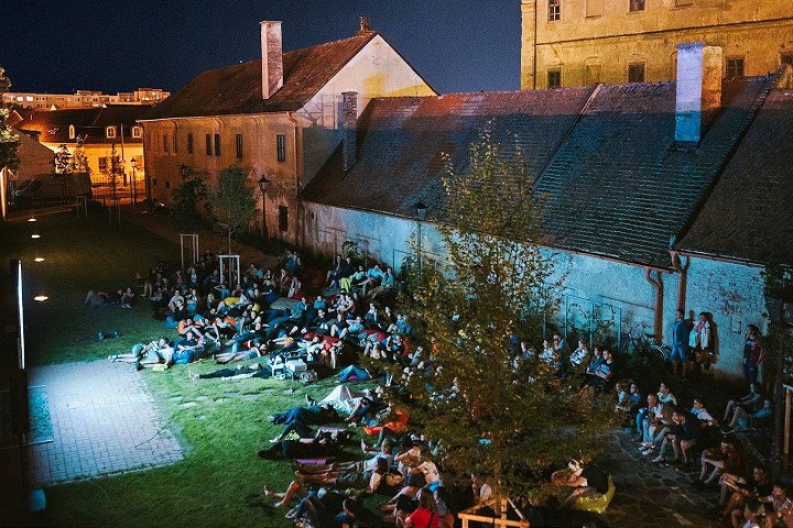 Kam cez víkend? Bude Malý Dobrofest, Kino pod hviezdami aj Kandráčovci