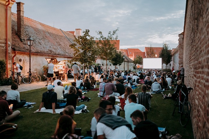 Kino pod hviezdami ponúkne v piknikovej atmosfére pohľad do Madagaskaru
