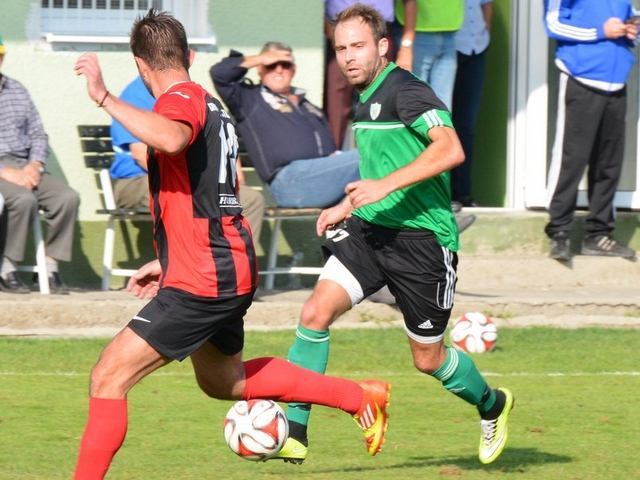 Futbal, 5. liga: Trebatice vyhrali aj v hodových Horných Orešanoch
