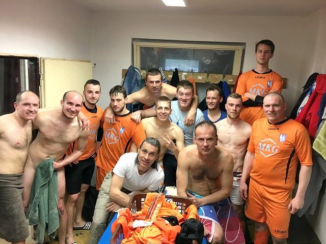 Futbal, 7. liga B: Dolný Lopašov vyhral v Pečeňadoch, v Ostrove strelecky úradoval Klasovitý