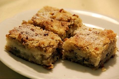 RECEPT NA VÍKEND: Najjednoduchší koláč - stačí nasypať