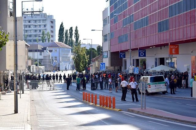 Pre zápas Slovenska s Anglickom uzavrú v Trnave niektoré ulice