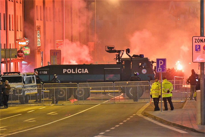 Do Trnavy príde viac ako tisíc poľských fanúšikov, zápas sprevádzajú opatrenia