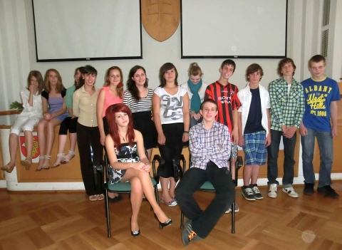 Zahrali sa na veľkých: Školáci mali konferenciu na zámku