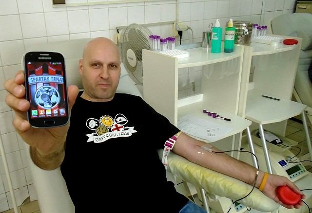 Krv fanúšikov Spartaka pomôže dievčatku z Voderád