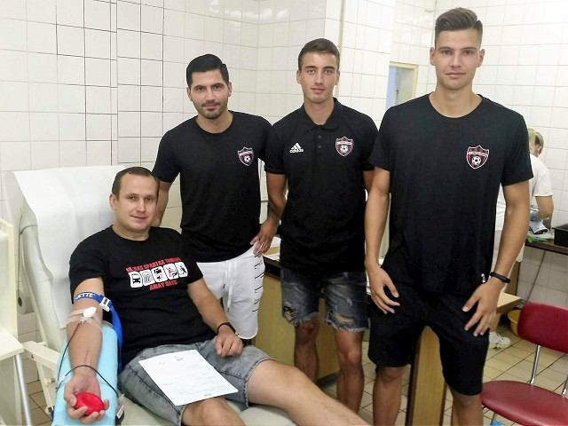 Spartakovci darujú krv už dvanásť rokov, pripomenuli si zosnulého kamaráta