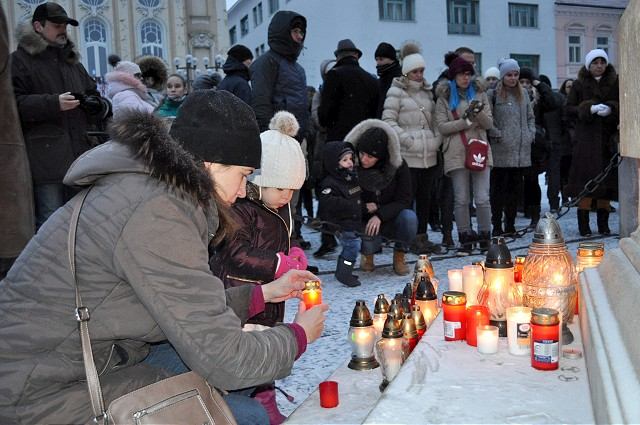Trnava si pripomenula dvojicu zavraždených mladých ľudí pietnym aktom