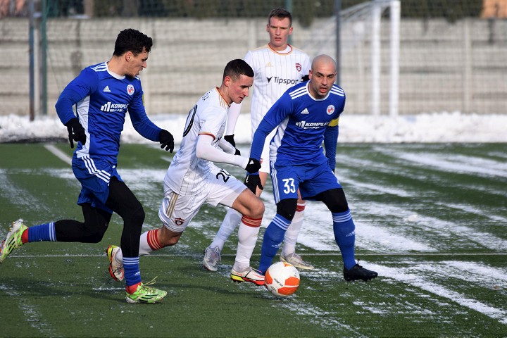 Spartak v omladenom zložení v úvode prípravy prehral so Senicou