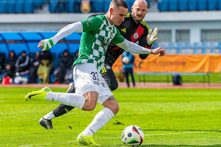 Futbal, 2. liga: Malženice remizovali s béčkom Slovana, ViOn je už druhý