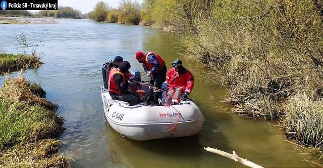 Osobu, ktorá zmizla pri hlohoveckej čističke, nenašli ani pri ponore neďaleko Siladíc