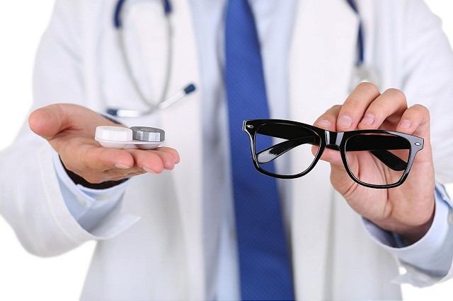Ako vás laserová operácia očí zbaví okuliarov?