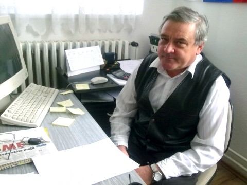 Poslanci starostovi nedôverujú, odmieta s nimi diskutovať