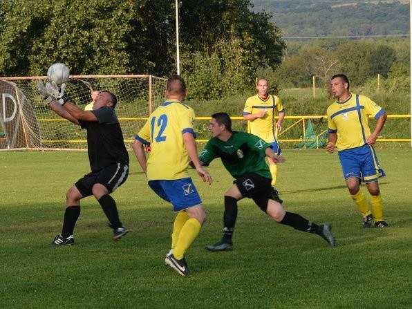 Futbal, 7. liga B: Hosťom sa darilo, vyhrali Chtelnica, Trakovice, Pečeňady, Bojničky aj Ostrov
