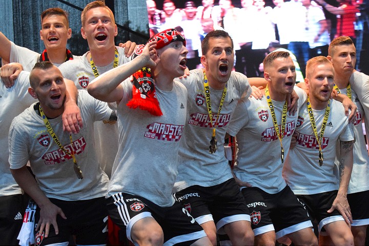 Futbalový Boleráz získal troch spartakovských majstrov aj brankára Kamenára