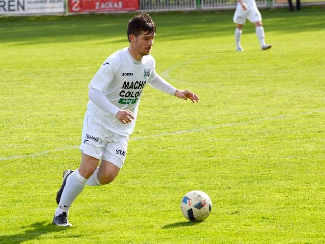 Futbal, 4. liga: Malženice a Hlohovec bodovali naplno, Vrbové remizovalo s Myjavou