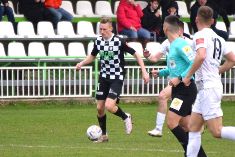 Futbal, 2. liga: Malženice prekvapili Komárno, na horúcej pôde získali bod