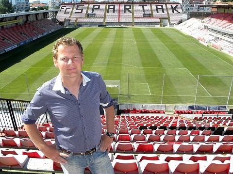 Marián Galbavý z fanklubu Bíli Andeli: Vo futbale právo kríva