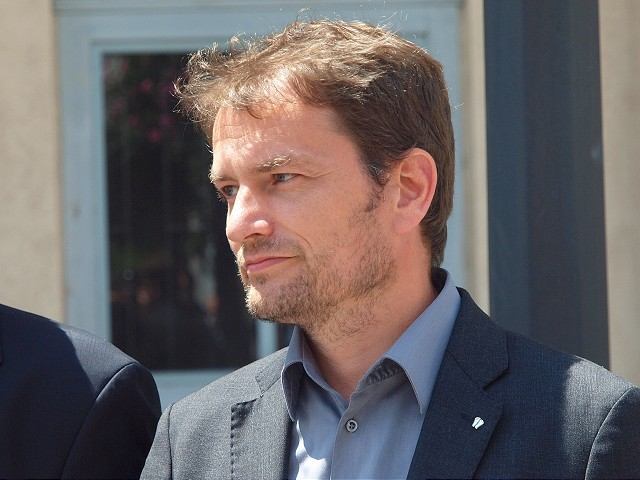 Do volieb ide aj lekár, ktorý upozornil na kauzu CT prístroja, Matovič je opäť posledný
