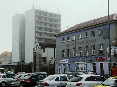 Manželka Igora Matoviča zatiaľ ubytovňu na Kollárovej nekúpila