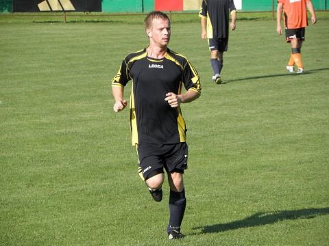 Futbal, OM: V Siladiciach sa nedohralo, Smolenice opustili ihrisko