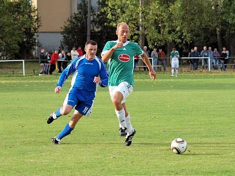 Na futbal do Dunajskej Stredy v pancieri